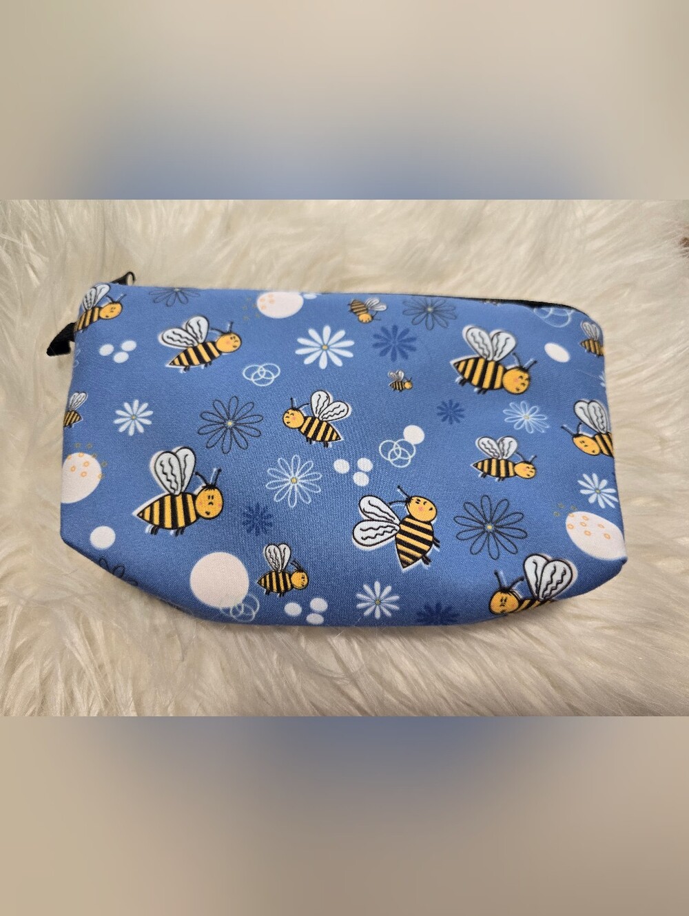 🐝💙💛NWOT Blue Bumblebee & Floral Makeup Bag Pouch